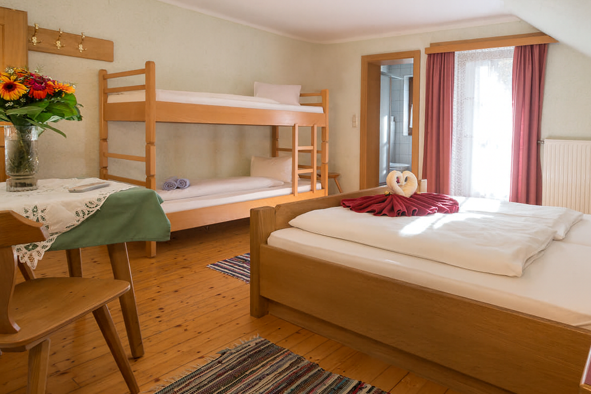 Familienzimmer mit Stockbett